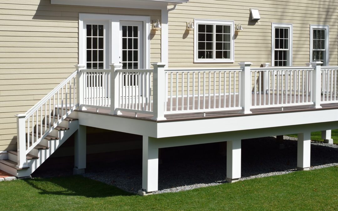 Custom Deck Building & Porch Construction Services in Southbury, CT